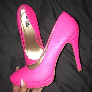 Hot pink snakeskin high heels!